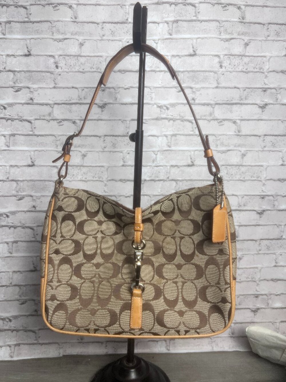 Coach Clip 6091 Beige Signature C Hobo Shoulder Bag Hobo